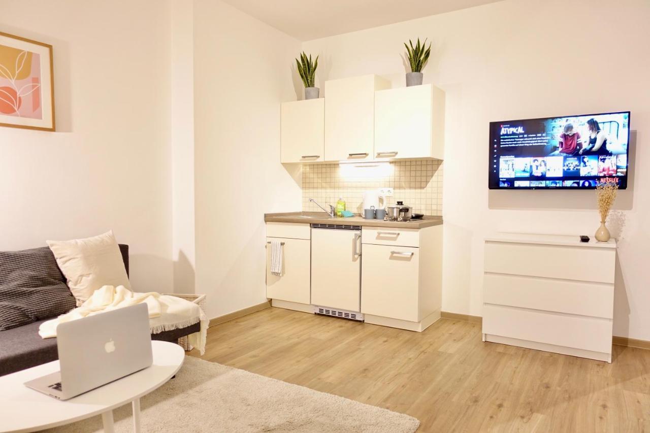 Neu - Gemuetliches Und Modernes Apartment Mit Stellplatz Koblenz  Exterior photo