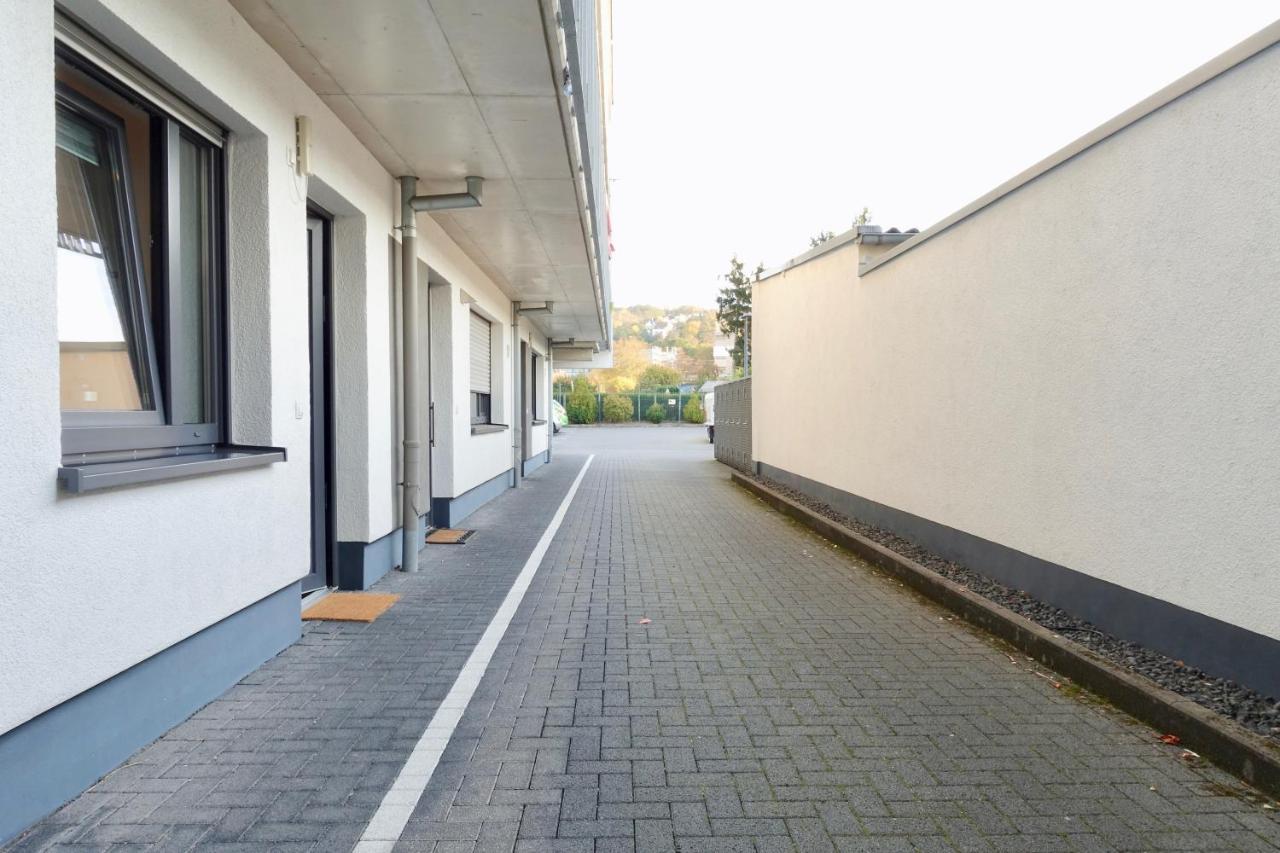 Neu - Gemuetliches Und Modernes Apartment Mit Stellplatz Koblenz  Exterior photo